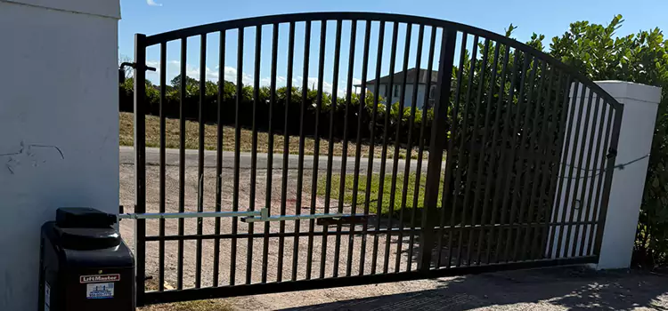Driveway Fence Repair Reston